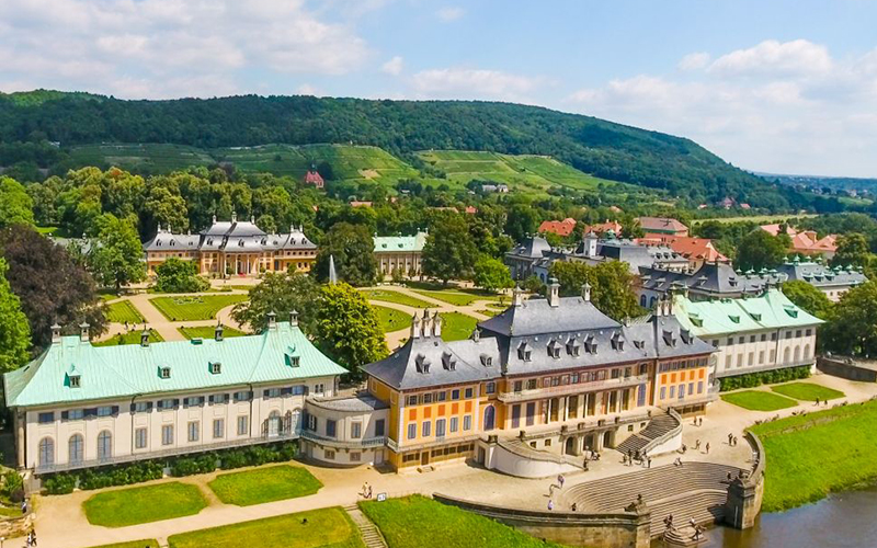 PILLNITZ-PALACE---PARK